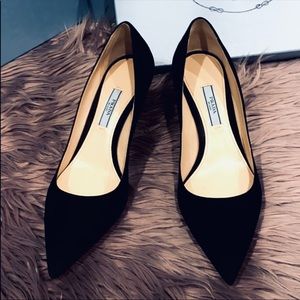 Sold 🖤 Pointed Toe Pump